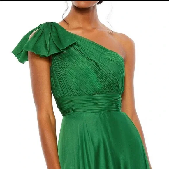 Mac Duggal Women’s Dress - Picture 2 of 5